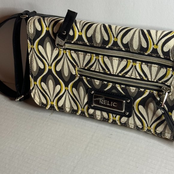 RELIC Erica Small Crossbody by Fossil - Picture 8 of 10